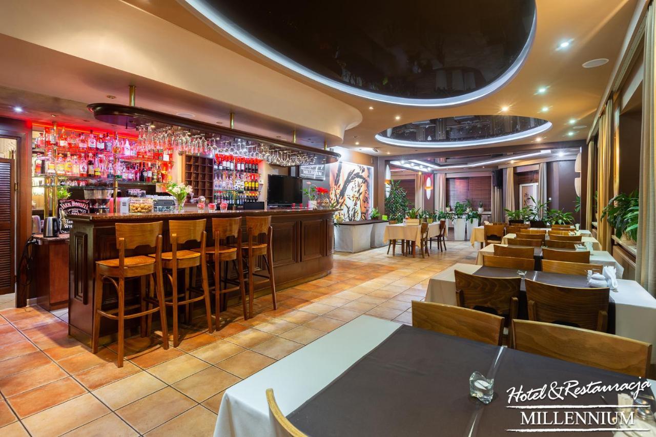 Hotel Millennium Przasnysz Extérieur photo